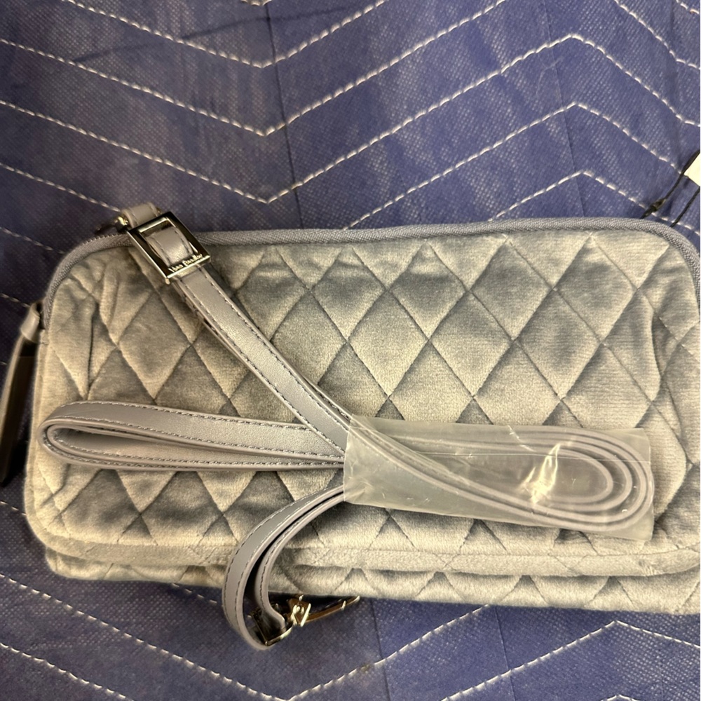 SOLD  Vera Bradley RFID Crossbody Wallet